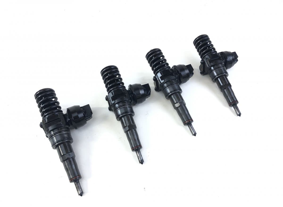 0414720312 0414720362 0986441567 0414720306 0986441517 Fuel injector set VW PASSAT B6 (3C) (2005-2010)