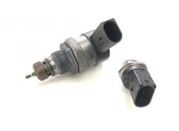 MERCEDES-BENZ 0281002927 A6420740284 0281002985 Fuel pressure regulator MERCEDES-BENZ ML-CLASS (W164) (2005-2011) — thumbnail 2