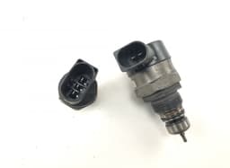 MERCEDES-BENZ 0281002927 A6420740284 0281002985 Fuel pressure regulator set MERCEDES-BENZ E-CLASS (W212) (2009-2016) — thumbnail 2