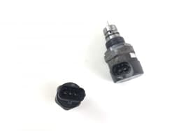KIA 0281006404 0281006405 Fuel pressure regulator KIA OPTIMA IV (JF) (2015-2020) — thumbnail 1