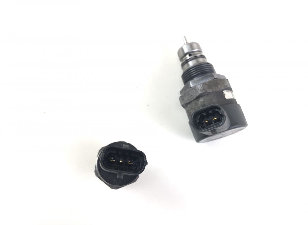 0281006404 0281006405 Fuel pressure regulator KIA OPTIMA IV (JF) (2015-2020)