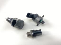 MERCEDES-BENZ 0281002927 A6420740284 0281002985 Fuel pressure regulator set MERCEDES-BENZ E-CLASS Coupe (C207) (2009-2016) — thumbnail 1