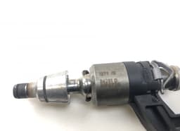 VW 03C906036J 03C906039B Fuel injector set VW PASSAT B6 (3C) (2005-2010) — thumbnail 2