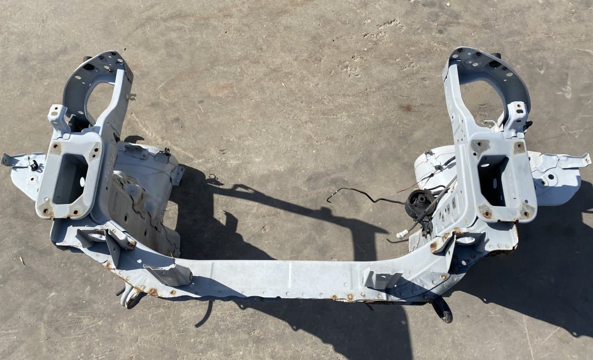 MITSUBISHI 5220B377 5220B394 5256A410 5256A426 5220B421 Front panel MITSUBISHI OUTLANDER II (CW, ZG, ZH) (2006-2012)