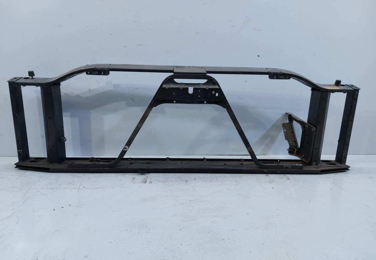 15192784 Front panel CADILLAC ESCALADE (1998-2006)