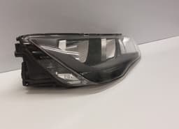AUDI 8X0941004 Headlight right AUDI A1 (8X1, 8XK, 8XA, 8XF) (2010-2018) — thumbnail 3