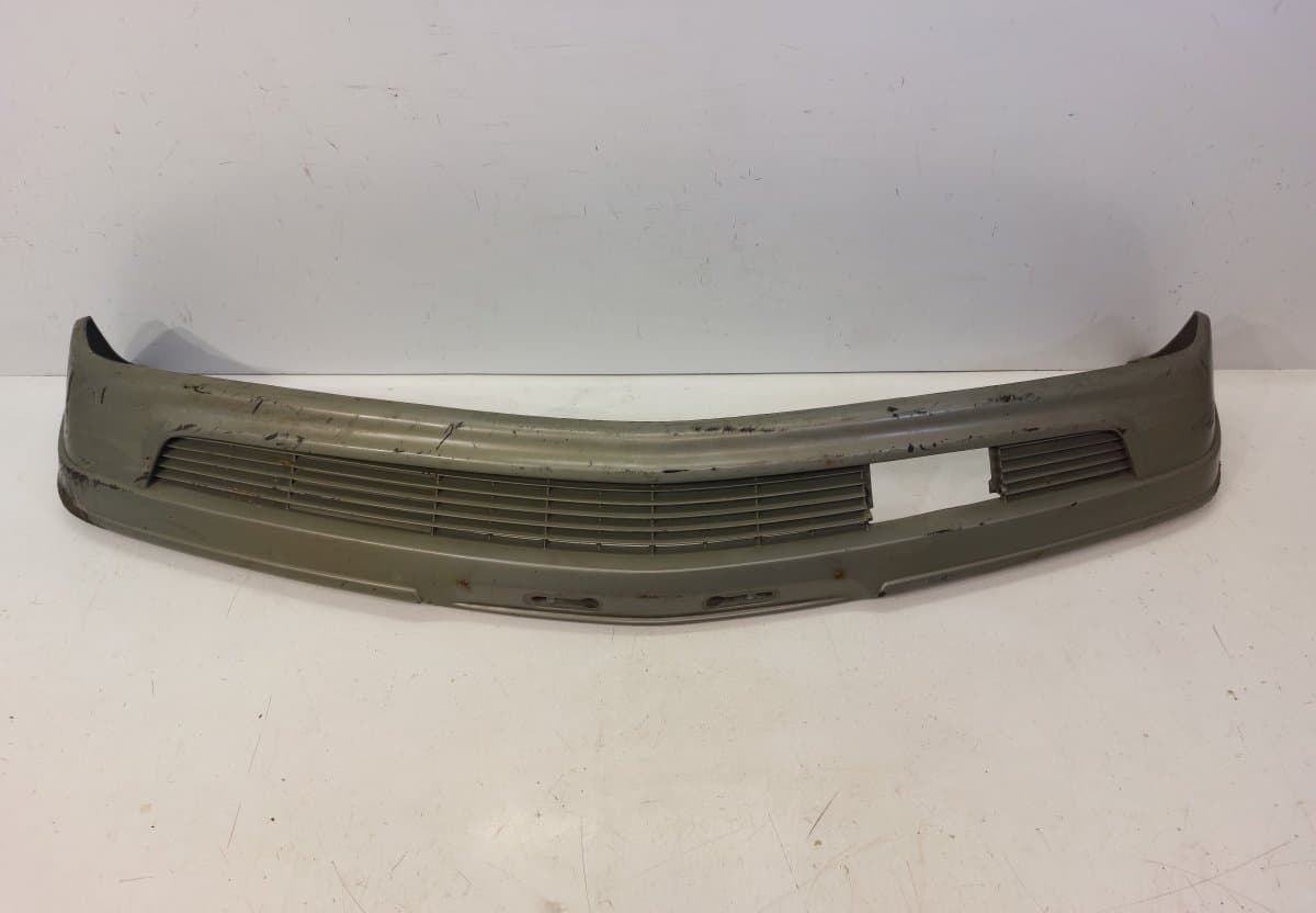 MERCEDES-BENZ 1268850025 Front Bumper MERCEDES-BENZ S-CLASS (W126) (1979-1991)