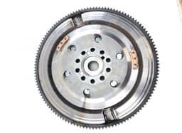 VOLVO 32240762 Flywheel VOLVO XC40 / EX40 / EC40 (536, 539) (2017-) — thumbnail 3