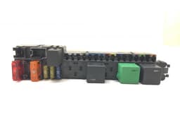 MERCEDES-BENZ 10091518 Fuse box MERCEDES-BENZ SL-CLASS (R230) (2001-2012) — thumbnail 3
