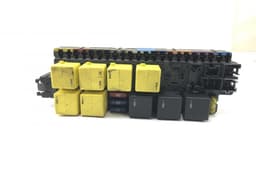MERCEDES-BENZ 05045117 Fuse box MERCEDES-BENZ SL-CLASS (R230) (2001-2012) — thumbnail 2