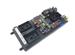 LAND ROVER LR042132 Fuse box LAND ROVER RANGE ROVER SPORT II (L494) (2013-2022) — thumbnail 1