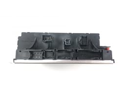 MERCEDES-BENZ 05045117 Fuse box MERCEDES-BENZ SL-CLASS (R230) (2001-2012) — thumbnail 3