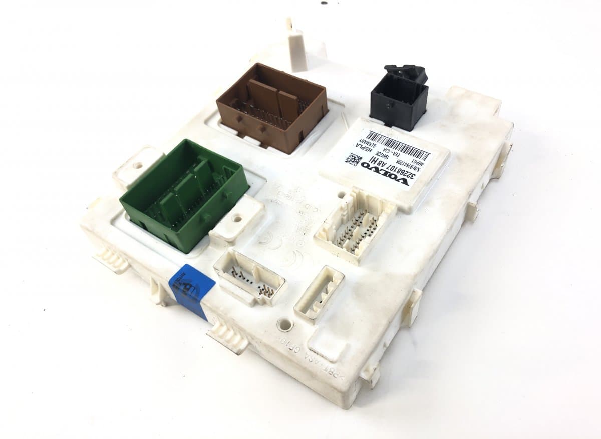 VOLVO 36003252 Fuse box VOLVO XC40 / EX40 / EC40 (536, 539) (2017-)