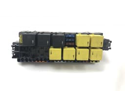MERCEDES-BENZ 05045117 Fuse box MERCEDES-BENZ SL-CLASS (R230) (2001-2012) — thumbnail 2