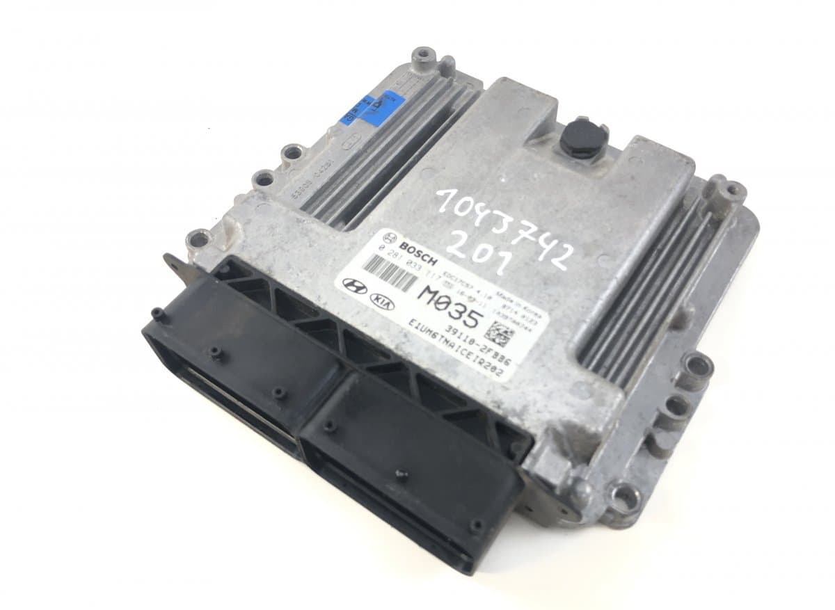 KIA 0281033117 Engine Control Unit / module (ECU) KIA SORENTO III (UM) (2015-2020)