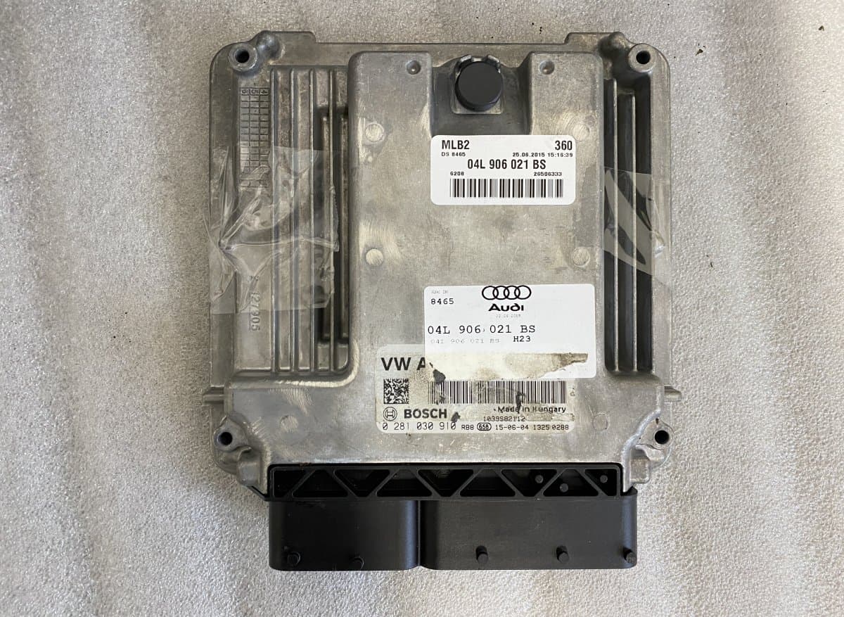0281030910 Engine Control Unit / module (ECU) AUDI A4 / A4 ALLROAD (B8) (2007-2015)