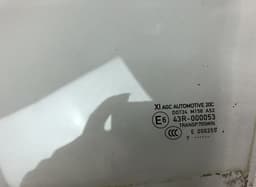 PORSCHE 95B845201C Door window glass front left PORSCHE MACAN I (95B) (2014-2024) — thumbnail 2