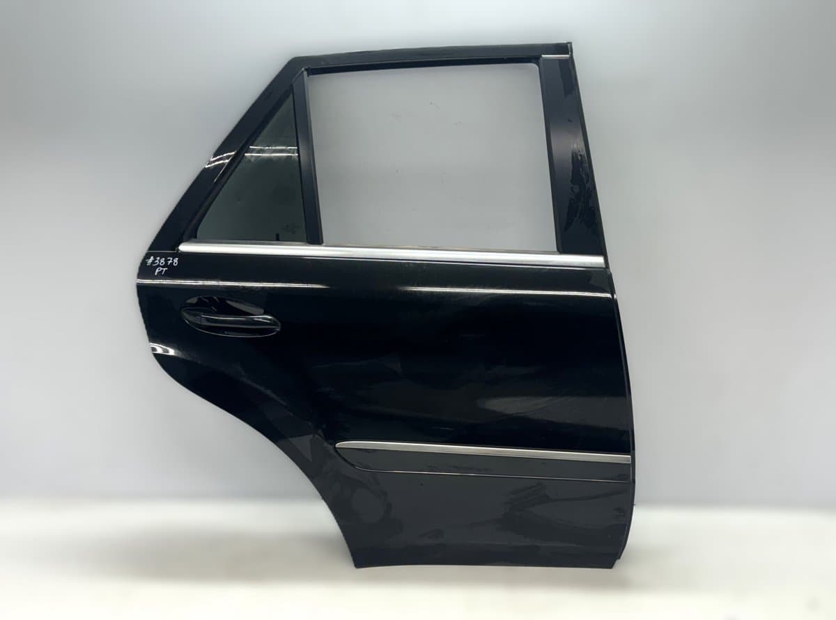 MERCEDES-BENZ A1647300805 Door Rear Right MERCEDES-BENZ ML-CLASS (W164) (2005-2011)