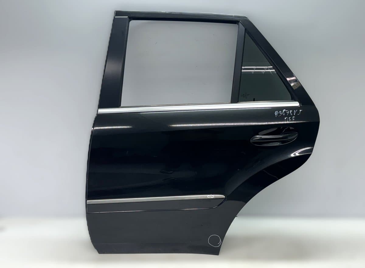 MERCEDES-BENZ A1647300705 Door Rear Left MERCEDES-BENZ ML-CLASS (W164) (2005-2011)