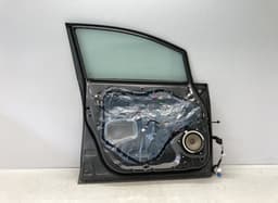 TOYOTA 670020F020 Door Front Left TOYOTA VERSO (AR20) (2009-2018) — thumbnail 2