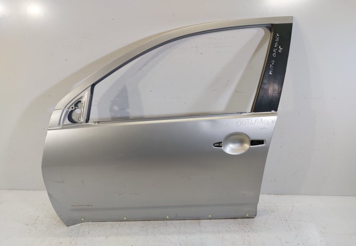MITSUBISHI Door Front Left MITSUBISHI OUTLANDER II (CW, ZG, ZH) (2006-2012)