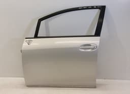 TOYOTA 670020F020 Door Front Left TOYOTA VERSO (AR20) (2009-2018) — thumbnail 1