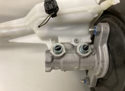 BMW 34336864669 29687207702 Brake Master Cylinder BMW 2 Active Tourer (F45, F46) (2013-2021) — thumbnail 4