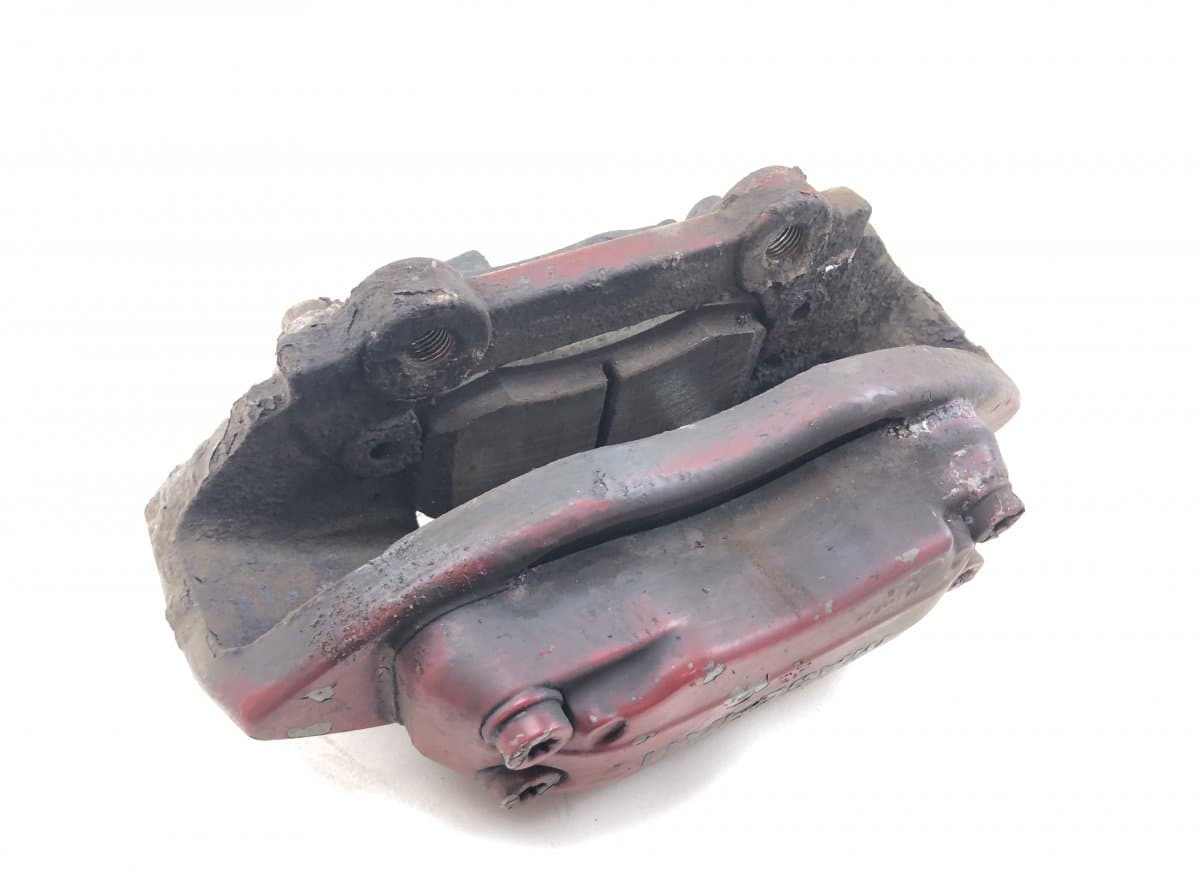 20704604 Brake caliper Front right MASERATI QUATTROPORTE III (03.04-)