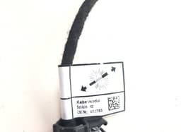 VOLVO 32296297 Bootlid / tailgate strut right VOLVO XC40 / EX40 / EC40 (536, 539) (2017-) — thumbnail 3