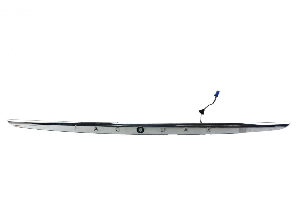 C2C31305 Bootlid / tailgate moulding JAGUAR XJ (X350, X358) (2003-2009)