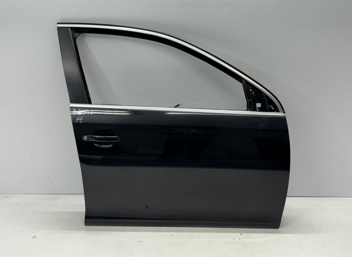 VW 1K5831302AA 1K5831106F Door Front Right VW GOLF VI (5K) (2008-2013)