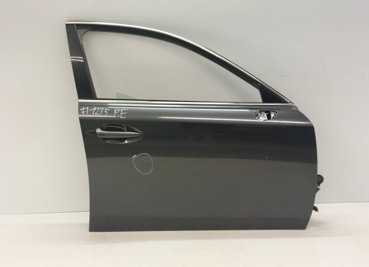 LEXUS 6700153040 Door Front Right LEXUS IS II (XE20) (2005-2013)