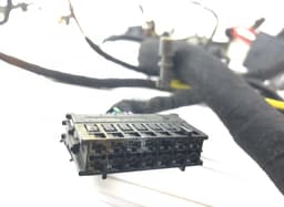 MERCEDES-BENZ A2305409207 Battery / parts, other MERCEDES-BENZ SL-CLASS (R230) (2001-2012) — thumbnail 2