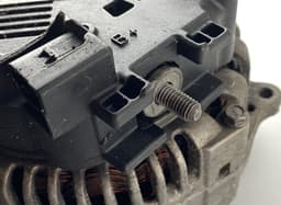BMW Alternator BMW 6 (E63, E64) (2004-2010) — thumbnail 4