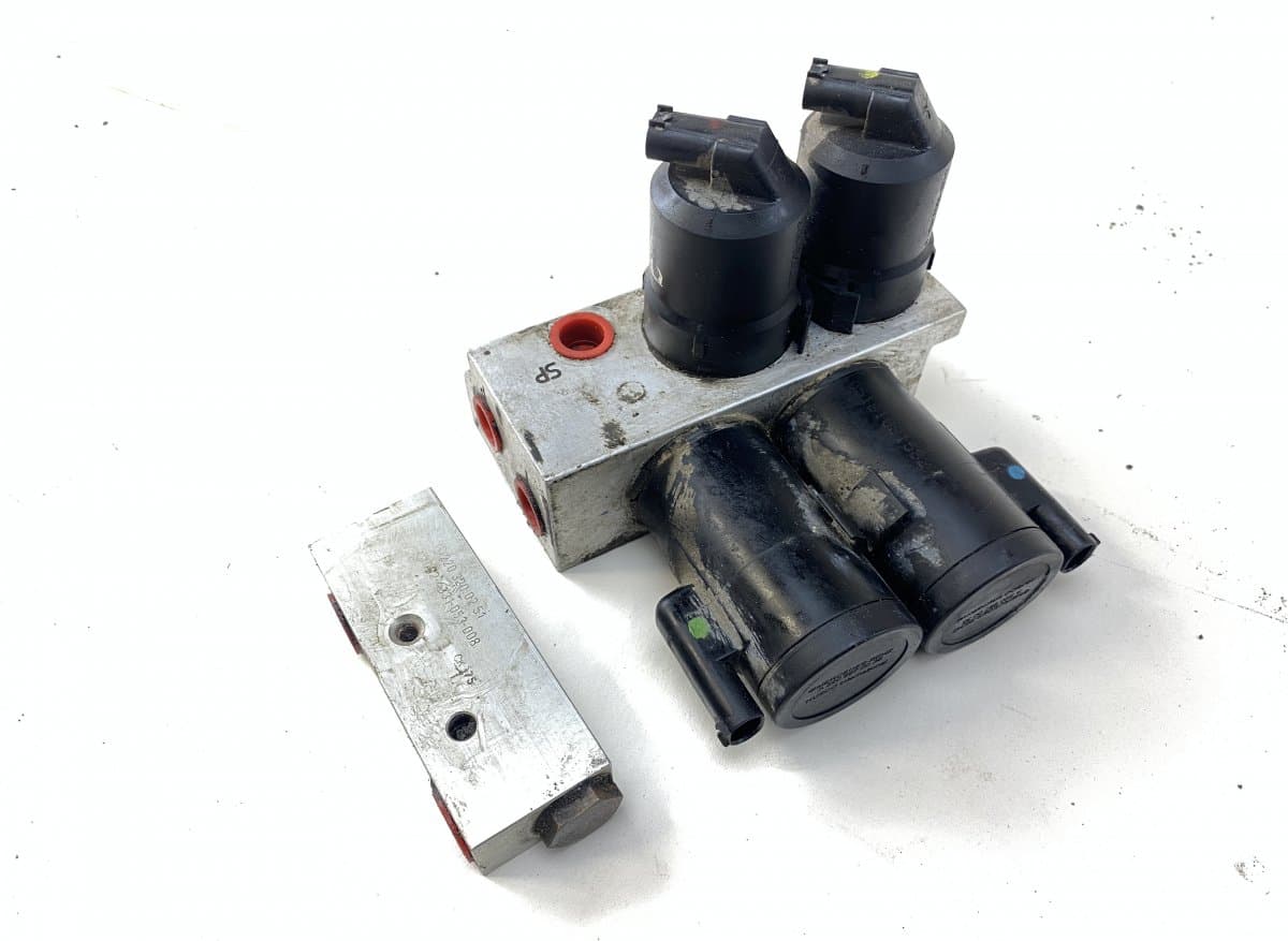 MERCEDES-BENZ A2203200358 A2203201258 Air suspension / self-levelling suspension, other MERCEDES-BENZ SL-CLASS (R230) (2001-2012)
