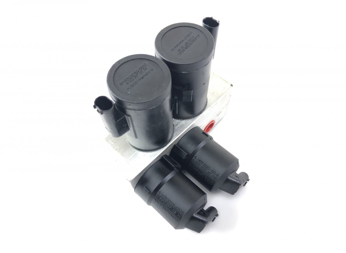 A2203200358 A2203201258 Air suspension / self-levelling suspension, other MERCEDES-BENZ SL-CLASS (R230) (2001-2012)