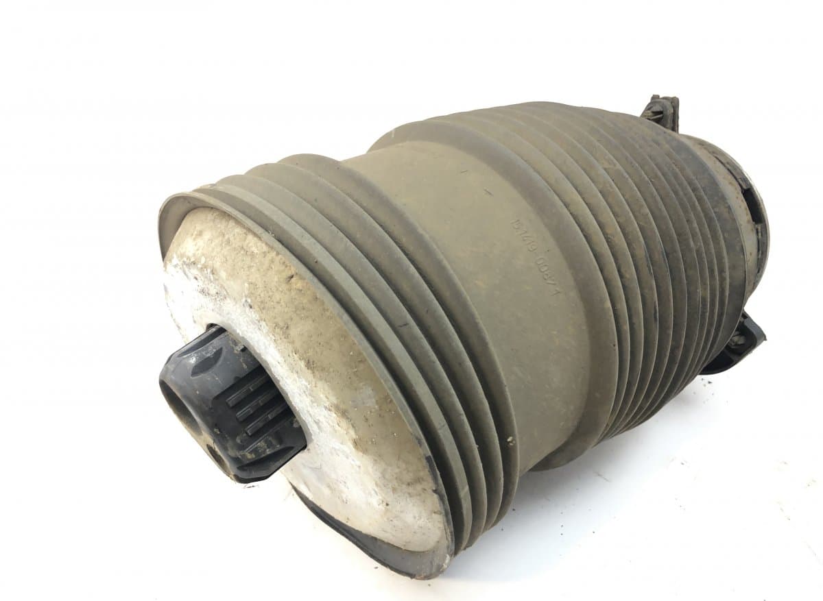 MERCEDES-BENZ A2133280200 Air shock absorber rear right MERCEDES-BENZ E-CLASS (W213) (2016-2023)