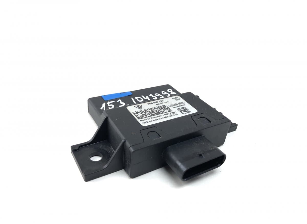 PORSCHE 8R0907159D Aerial amplifier / control unit PORSCHE MACAN I (95B) (2014-2024)