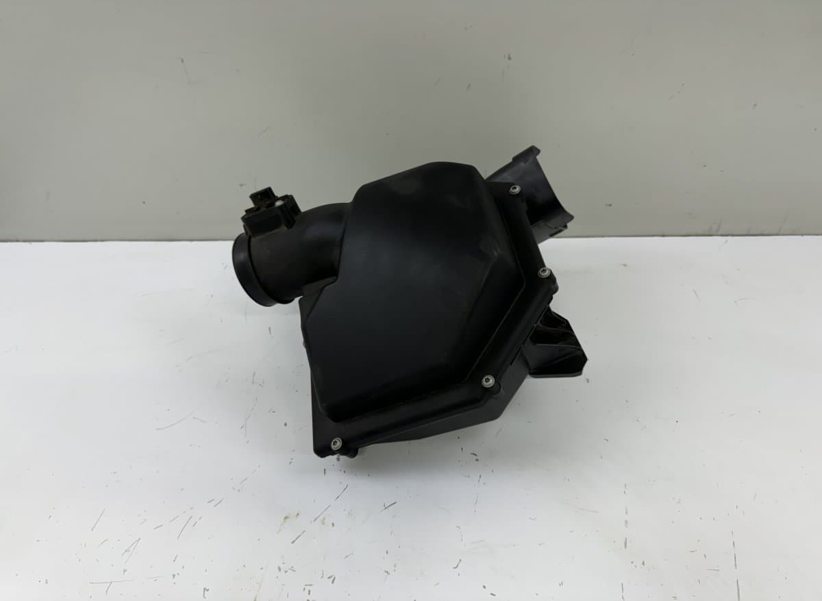 BMW 7846268 70548987 13717847491 70553042 Air Cleaner (filter box) BMW 3 (F30, F31, F34, F80) (2011-2019)