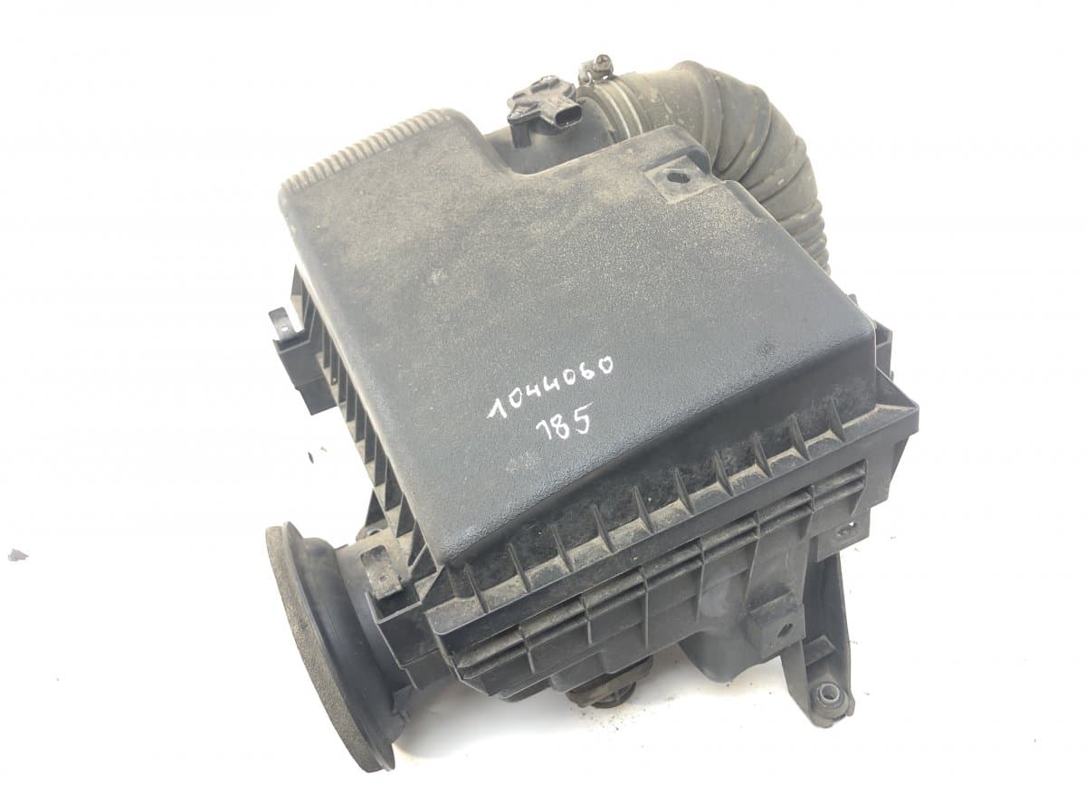 TOYOTA 177000L380 Air Cleaner (filter box) TOYOTA HILUX VIII (AN110, AN120, AN130) (2015-)