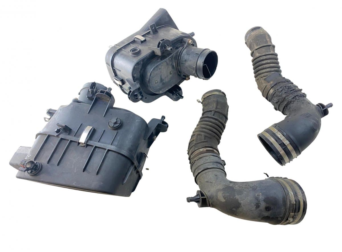 MASERATI 673007389 673007391 Air cleaner (filter box) set MASERATI GHIBLI III (M157) (2013-2023)