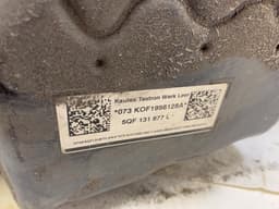 SKODA 5QF131877P AdBlue tank SKODA KODIAQ I (NS7) (2016-2024) — thumbnail 3