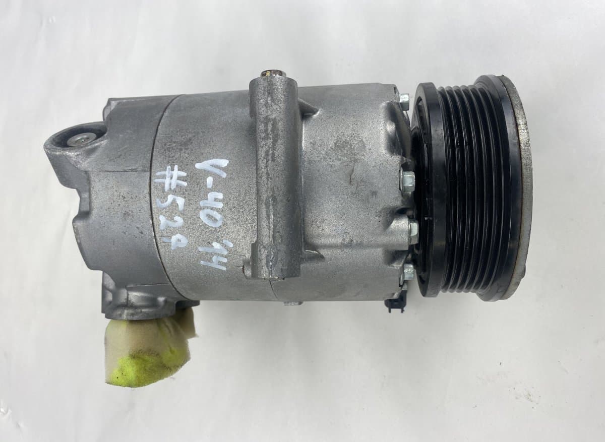 VOLVO AC / aircon Compressor VOLVO V40 (2012-2019)