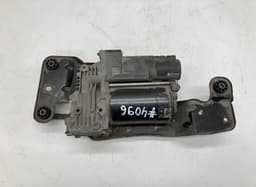 BMW 3722677547902 677547902 Air Suspension Compressor BMW X5 (E70) (2007-2013) — thumbnail 1