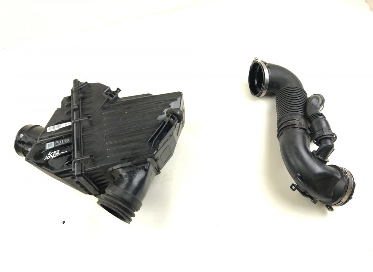 LAND ROVER LR139639 Air Cleaner (filter box) LAND ROVER EVOQUE II (L551) (2018-)