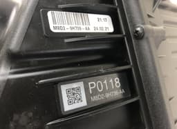 LAND ROVER LR139639 Air Cleaner (filter box) LAND ROVER DISCOVERY SPORT (L550) (2014-) — thumbnail 3
