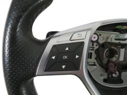 MERCEDES-BENZ A1724604203 A17246042039E38 Steering Wheel MERCEDES-BENZ C-CLASS (W204) (2007-2013) — thumbnail 2