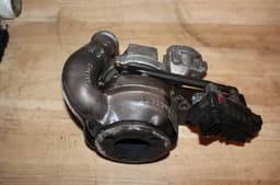 VW Turbocharger VW PHAETON (3D) (2002-2016) — thumbnail 4