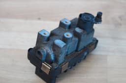 LAND ROVER Turbocharger control valve / actuator LAND ROVER FREELANDER II (FA) (2006-2015) — thumbnail 3