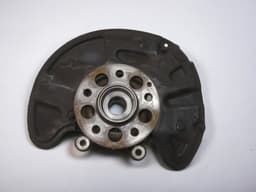 MERCEDES-BENZ A2043323401 A2213370245 Wheel bearing housing front right MERCEDES-BENZ C-CLASS (W204) (2007-2013) — thumbnail 2